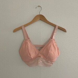 Danskin Wireless Bralette Lacey Pullon Bra